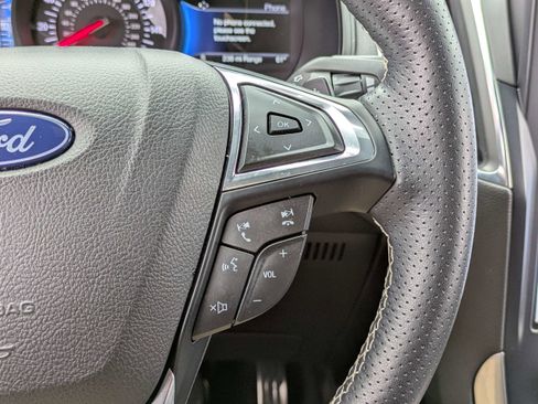 Used 2023 Ford Edge ST image 26