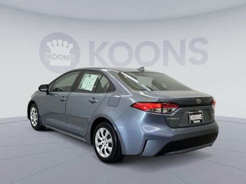 Used 2020 Toyota Corolla LE FWD image 7