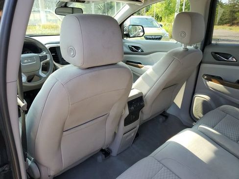 Used 2019 GMC Acadia SLE AWD/4WD image 11