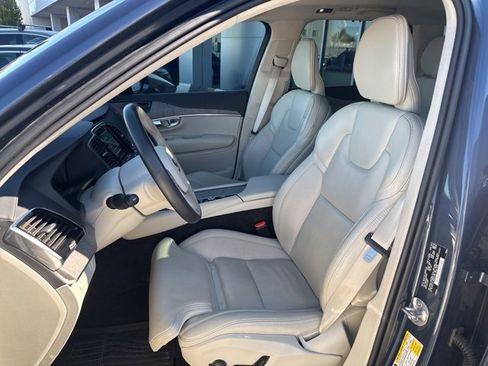 Certified 2022 Volvo XC90 T6 Inscription w/ Lounge Package image 11