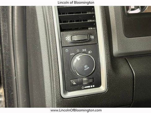 Used 2018 RAM 1500 SLT image 20