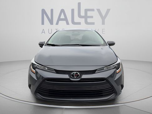Used 2024 Toyota Corolla LE FWD image 8