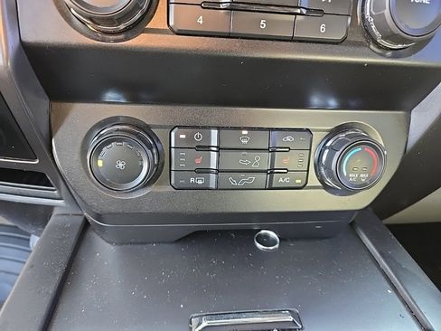 Used 2019 Ford F150 XLT w/ Equipment Group 302A Luxury image 32