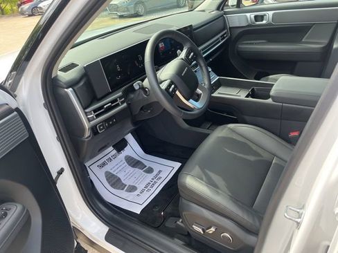 Used 2026 Hyundai Santa Fe SEL FWD image 10