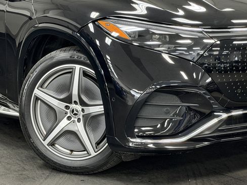 Certified 2023 Mercedes-Benz EQS 580 4MATIC SUV image 4