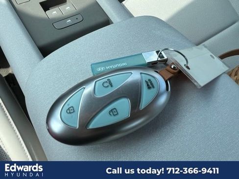 New 2024 Hyundai Ioniq 6 Limited image 27