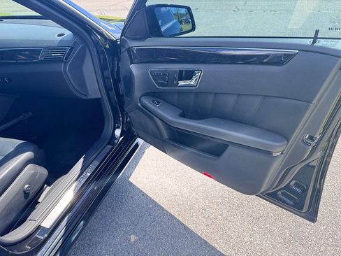 Used 2010 Mercedes-Benz E 63 AMG Sedan image 18