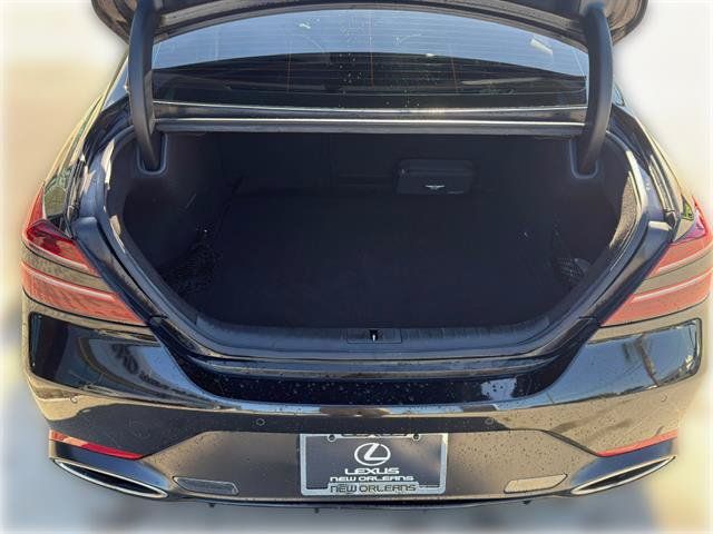 Used 2023 Genesis G70 3.3T w/ Sport Prestige Package RWD image 7
