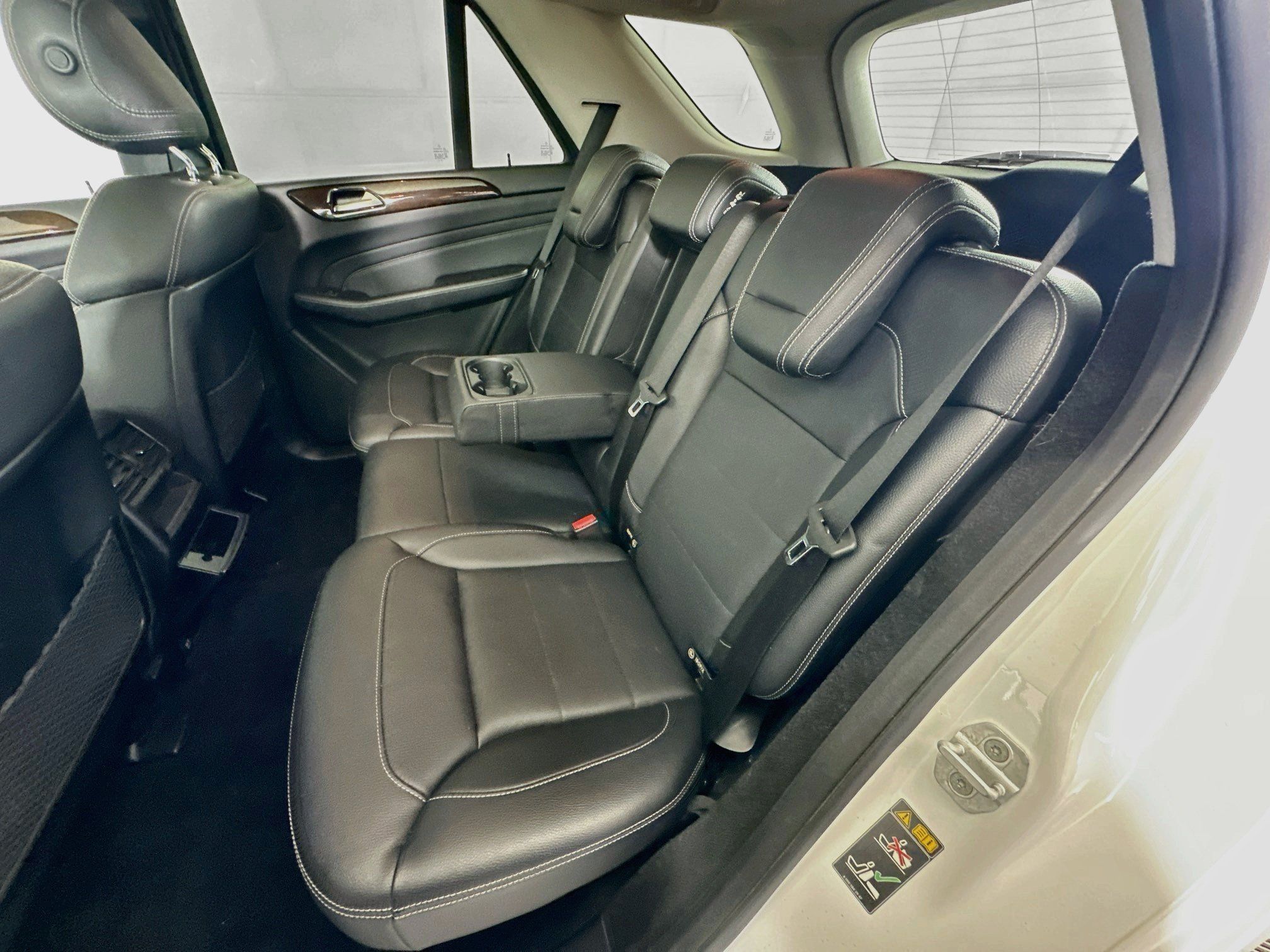 Used 2015 Mercedes-Benz ML 350 4MATIC image 29