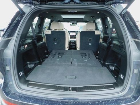 Used 2024 Jeep Grand Cherokee L Limited w/ Luxury Tech Group II image 13