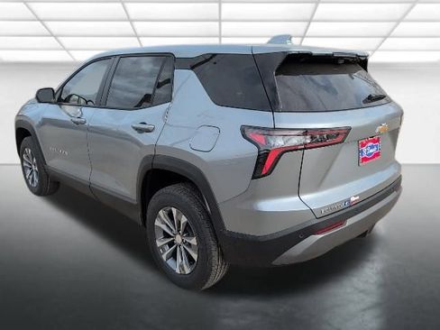 New 2026 Chevrolet Equinox LT w/ Safety and Technology Package FWD image 2