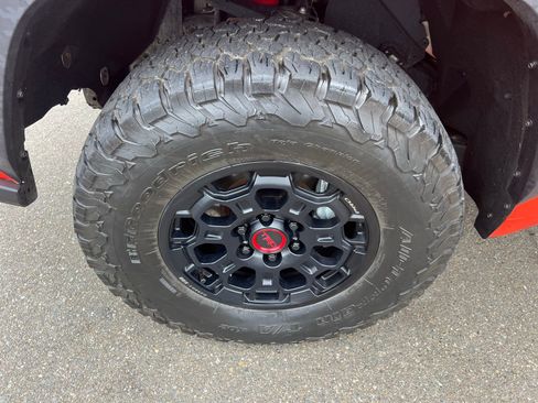 Used 2022 Toyota Tundra TRD Pro AWD/4WD image 12