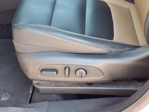 Used 2021 Chevrolet TrailBlazer ACTIV w/ Convenience Package AWD/4WD image 4