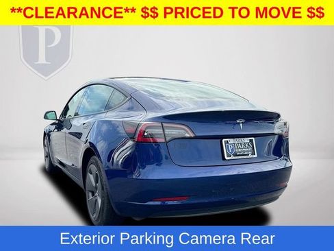Used 2023 Tesla Model 3 Standard Range RWD image 9