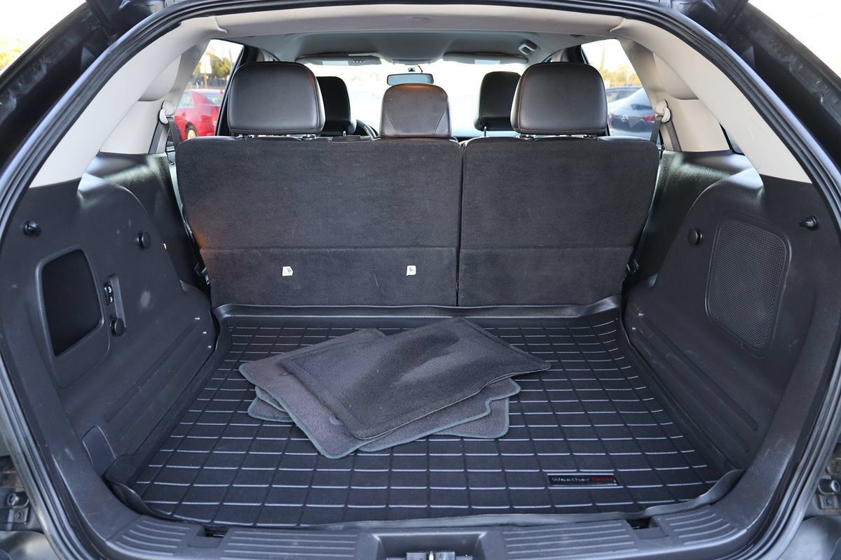 Used 2013 Ford Edge Limited FWD image 12