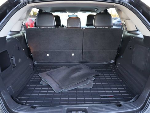 Used 2013 Ford Edge Limited FWD image 12