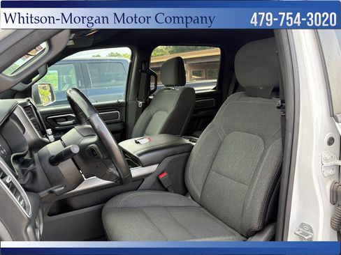 Used 2020 RAM 1500 Big Horn AWD/4WD image 9