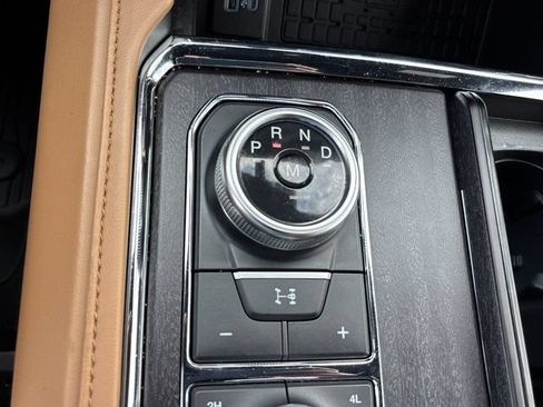 Used 2024 Ford Expedition Platinum AWD/4WD image 48