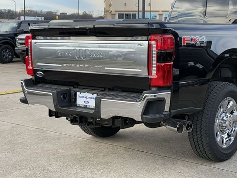 New 2025 Ford F350 King Ranch w/ Chrome Package image 40