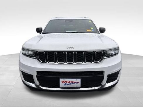 Used 2023 Jeep Grand Cherokee L Limited w/ Luxury Tech Group II AWD/4WD image 12