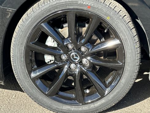 Used 2025 MAZDA MAZDA3 s Sport image 28