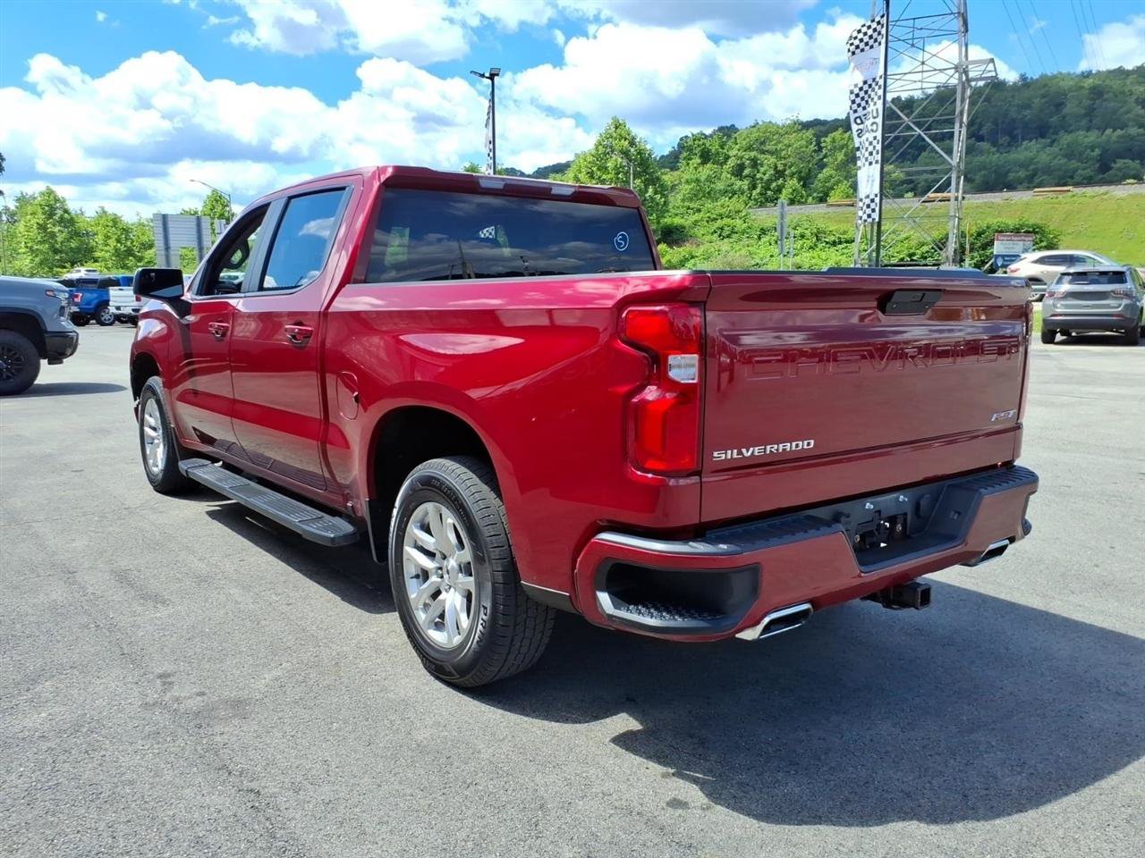 Used 2019 Chevrolet Silverado 1500 RST AWD/4WD image 4