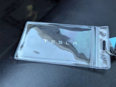 Used 2021 Tesla Model Y 2WD image 21