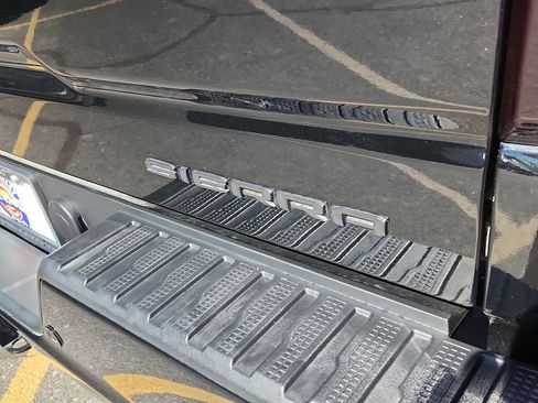 Used 2021 GMC Sierra 1500 Denali w/ Denali Premium Package image 15