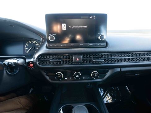 Certified 2024 Honda HR-V LX image 17