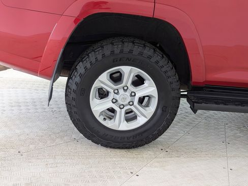 Used 2024 Toyota 4Runner SR5 Premium image 12