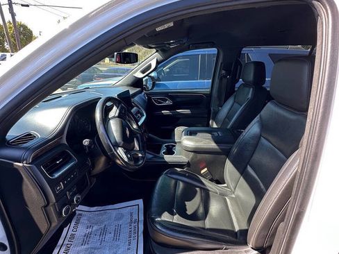 Used 2021 Chevrolet Suburban LT image 9