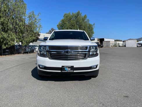Used 2017 Chevrolet Suburban Premier AWD/4WD image 2