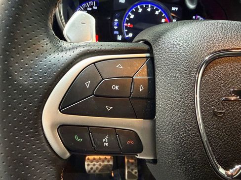 Used 2018 Jeep Grand Cherokee SRT image 25