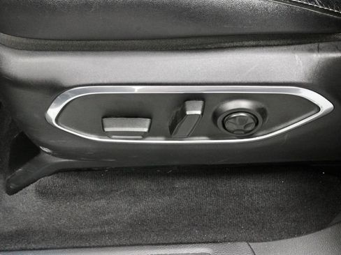 Used 2023 Jeep Wagoneer 2WD image 25