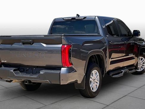 Used 2025 Toyota Tundra SR5 w/ SR5 Convenience Package AWD/4WD image 14
