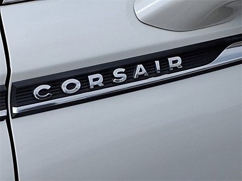 Used 2020 Lincoln Corsair AWD w/ Premium Package image 30