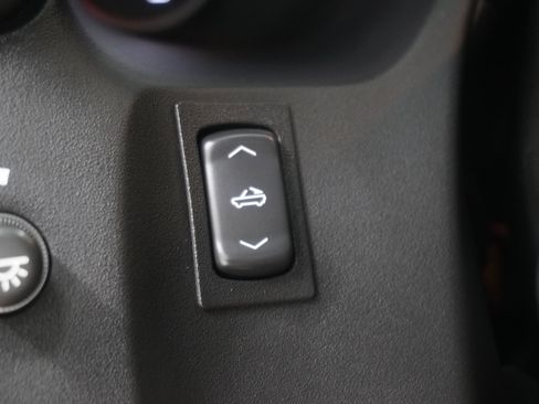 Used 2011 Chevrolet Corvette Grand Sport w/ Preferred Equipment Group image 27