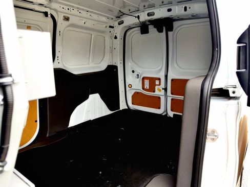 Used 2021 Ford Transit Connect XL image 18