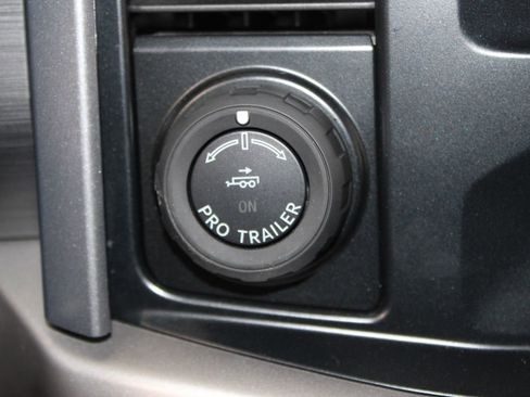 Used 2023 Ford F150 XLT w/ Trailer Tow Package image 40