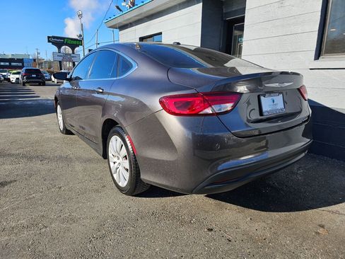 Used 2015 Chrysler 200 LX image 5