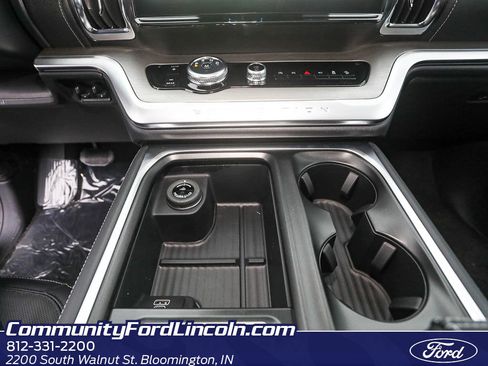 New 2026 Ford Expedition Platinum w/ Driver's Package image 16