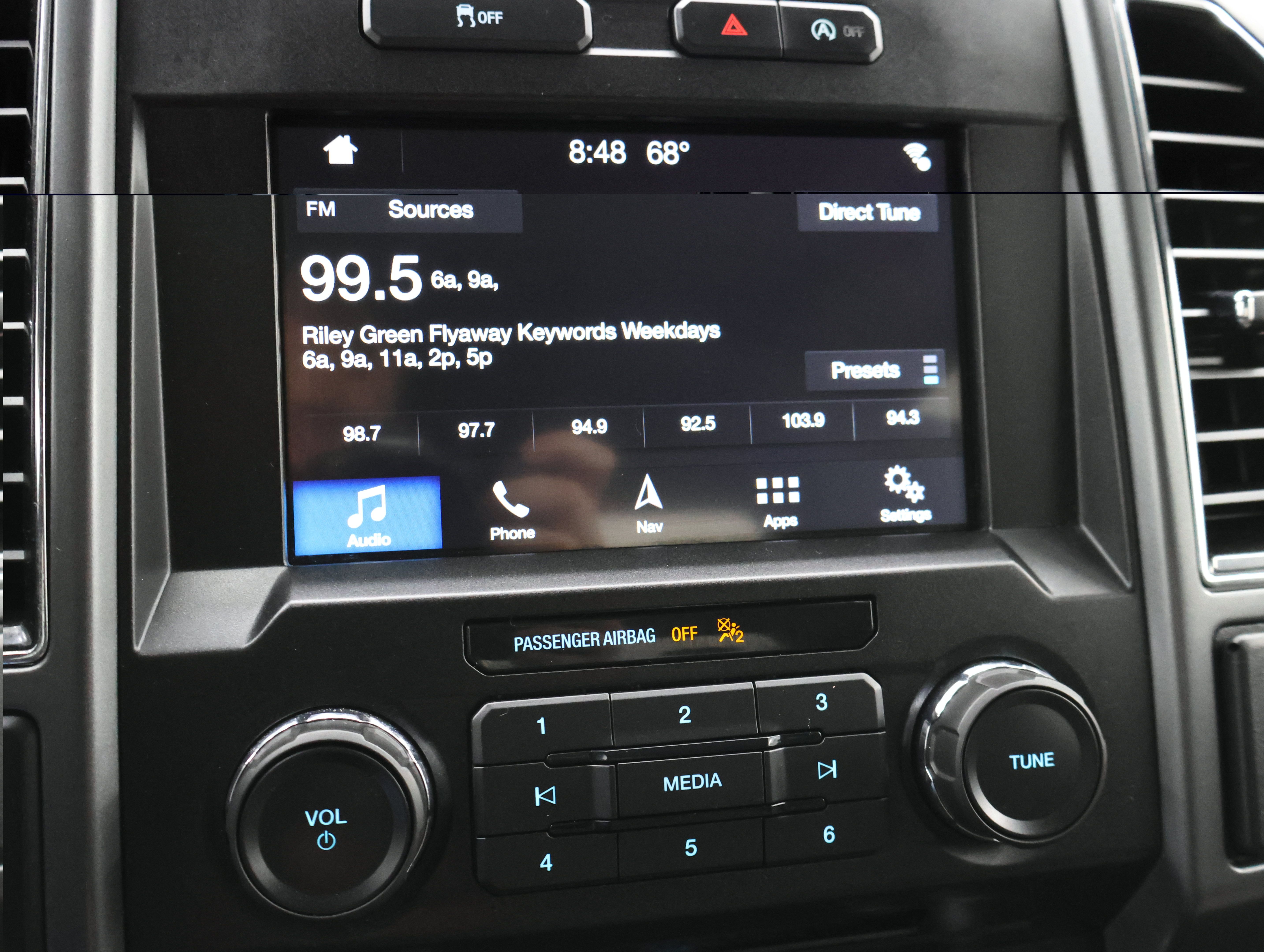 Used 2018 Ford F150 XLT w/ Equipment Group 302A Luxury AWD/4WD image 54
