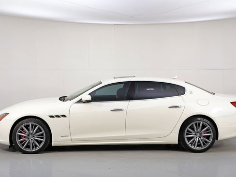 Used 2019 Maserati Quattroporte S GranLusso RWD image 48