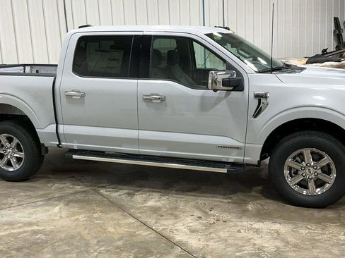 New 2025 Ford F150 XLT w/ Equipment Group 302A MID image 4