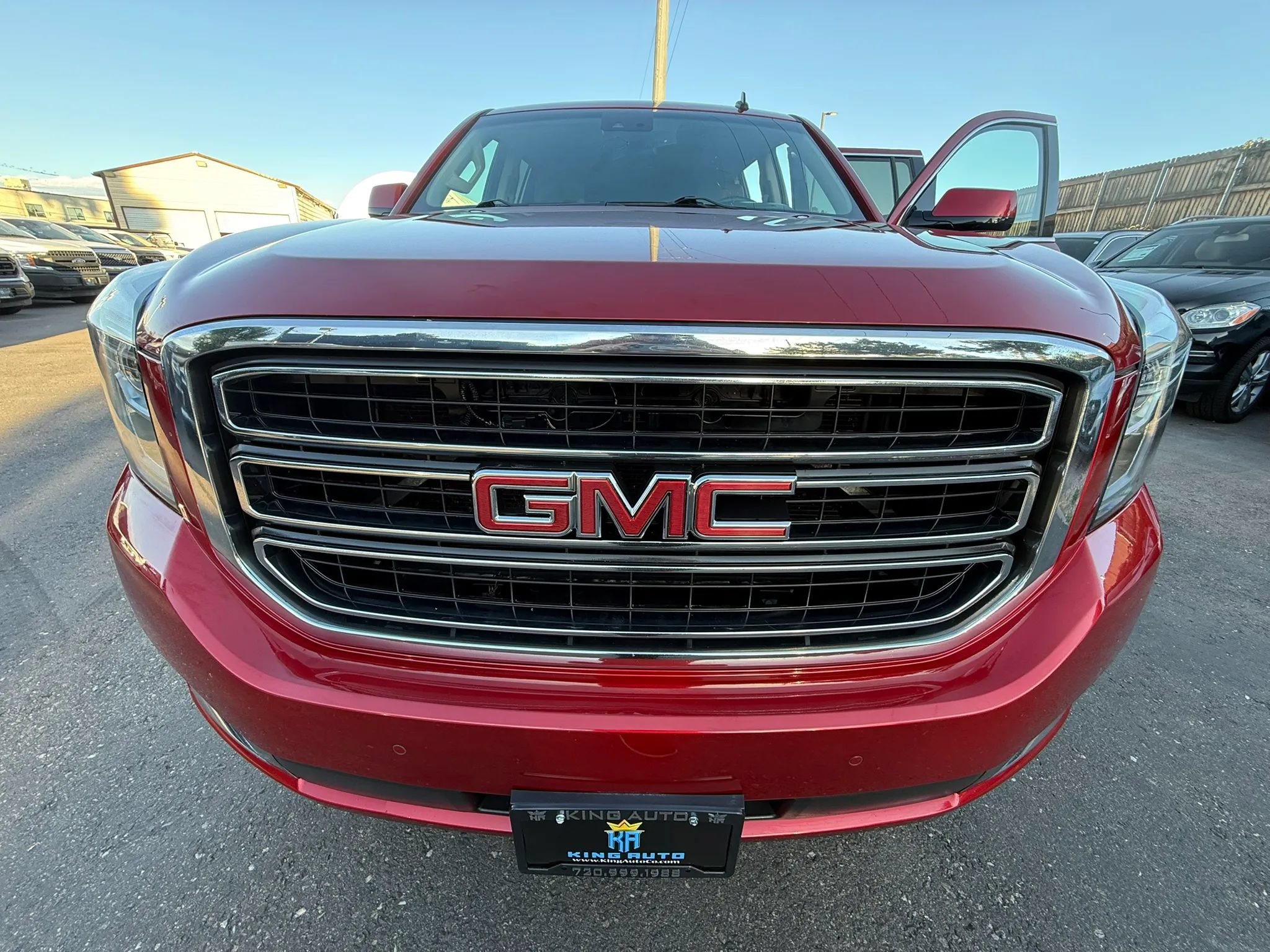 Used 2015 GMC Yukon XL SLT w/ HD Trailering Package AWD/4WD image 47