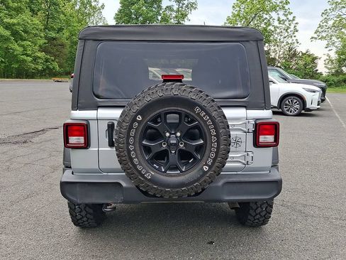 Used 2022 Jeep Wrangler Unlimited Sport AWD/4WD image 8