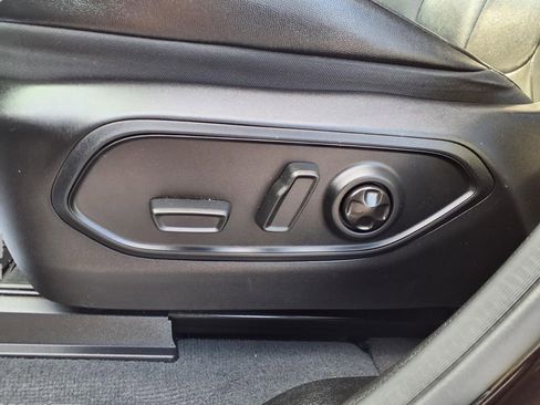 Used 2023 Jeep Grand Cherokee L Limited w/ Rear Seat Video Group I image 23