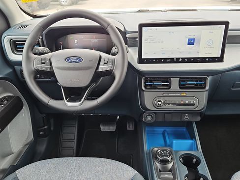 New 2026 Ford Maverick XLT w/ XLT Luxury Package FWD image 20
