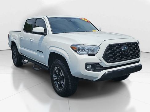 Used 2023 Toyota Tacoma SR5 RWD image 1