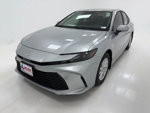 New 2026 Toyota Camry LE w/ Convenience Package image 4